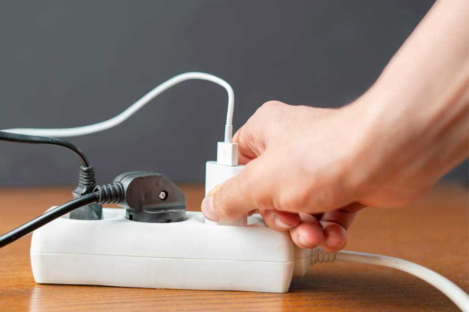 Pastikan Semua Peralatan Listrik Sudah Dimatikan